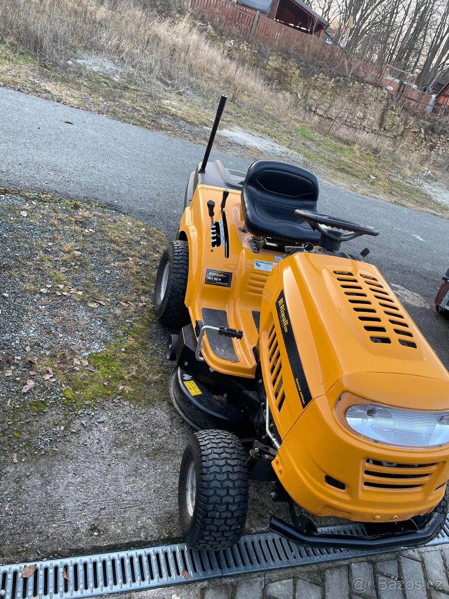 Zahradní traktůrek - 2