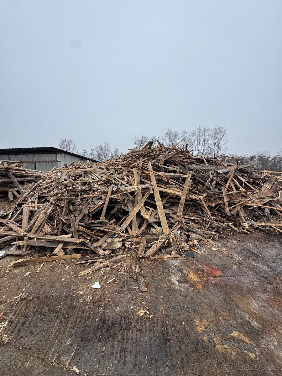 DŘEVO ZA ODVOZ - 2