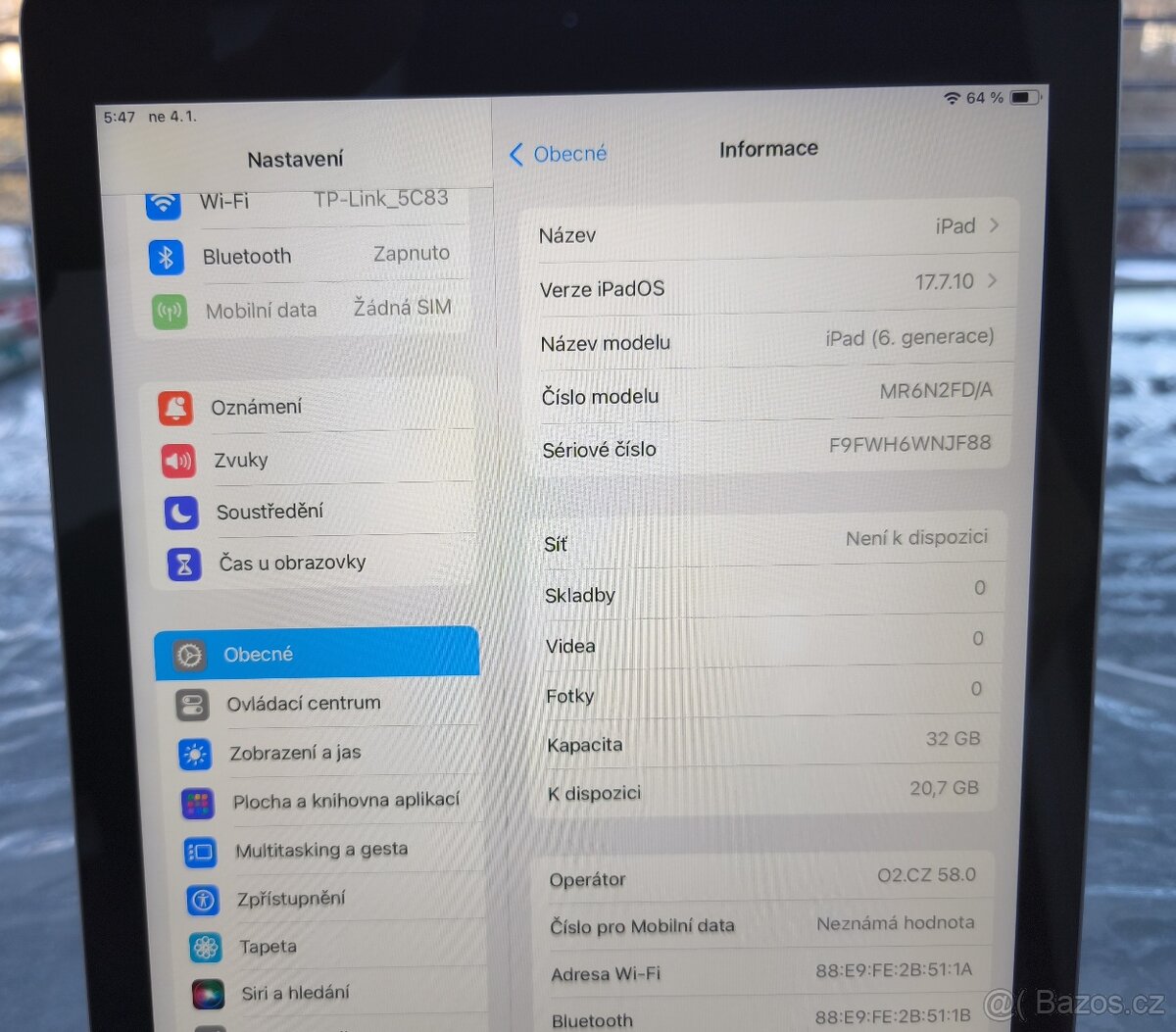 Apple iPad 6 gen. / 32GB Uložiště / IOS 17.7.10 / 9,7" /SIM - 2