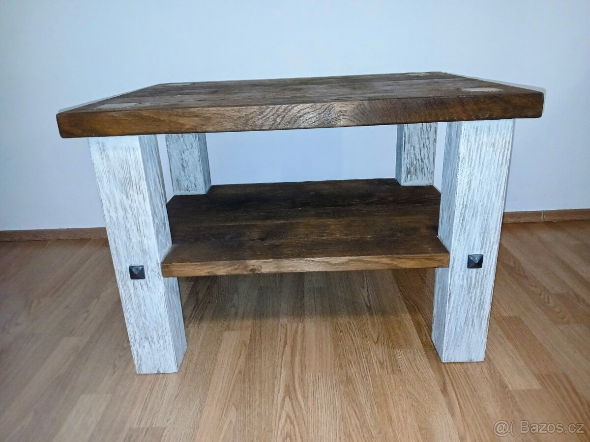 Konferenční stolek - 2