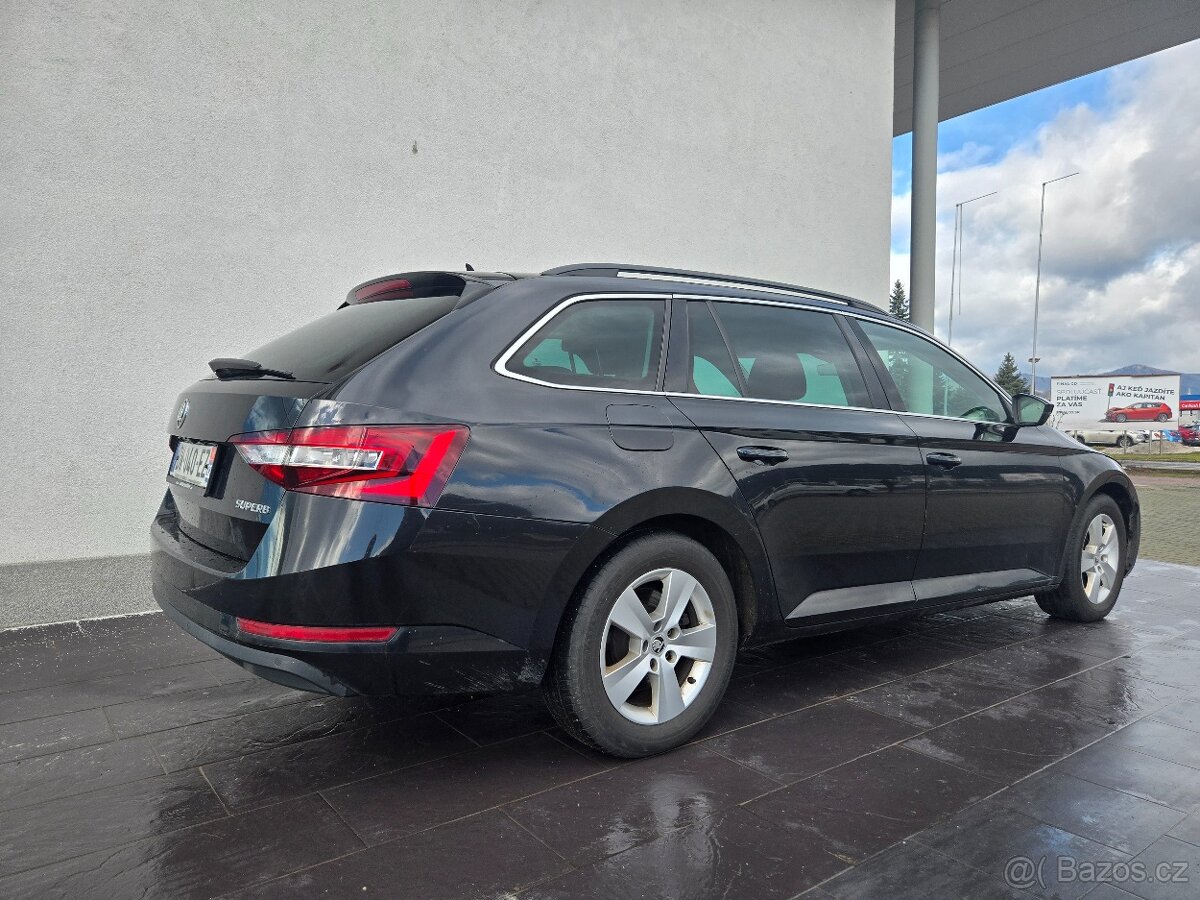 Superb Škoda - 2