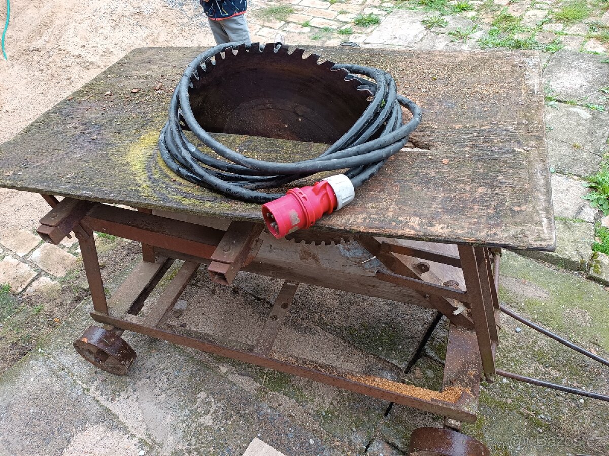 Prodám cirkularku - 2