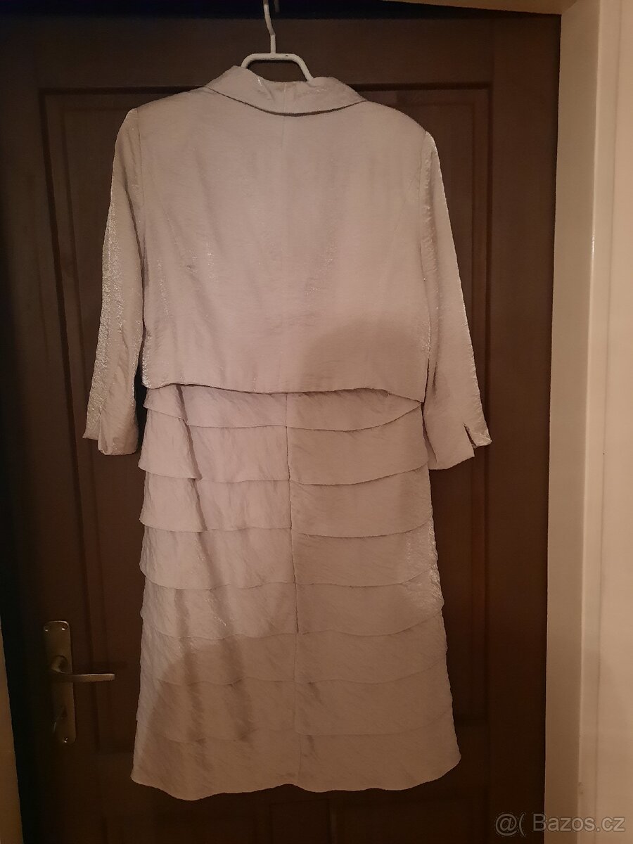 Dámské společenské šaty - 2