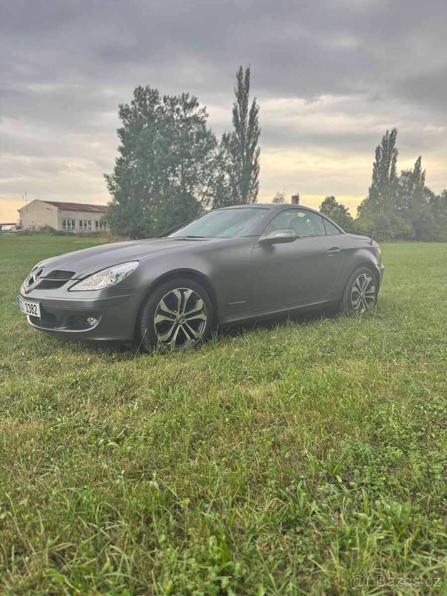 Merceden Benz SLK200 - 2