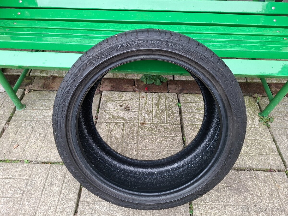 Letni pneu 1ks 215/40/17 - 2