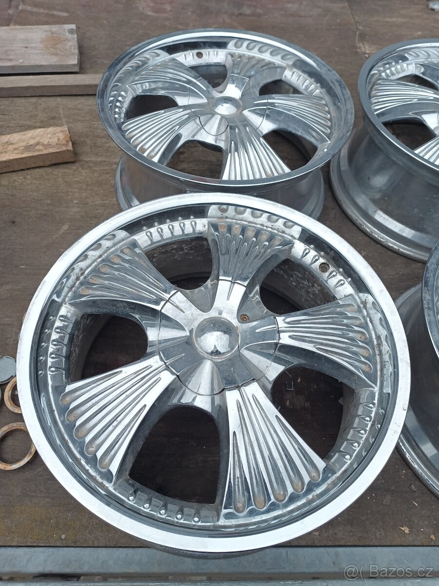 Chrysler 300C, BMW - 2