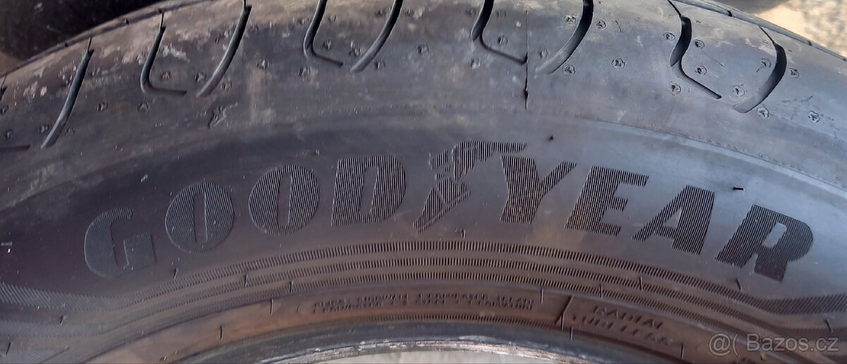Pneumatika Good Year 215/65/16 SUV 4×4 - 2