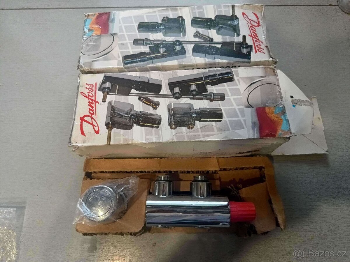 Danfoss VHX-DUO středové připojení, chrom 013G4279 - 2