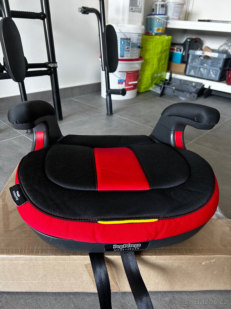 Podsedák autosedačka - 2