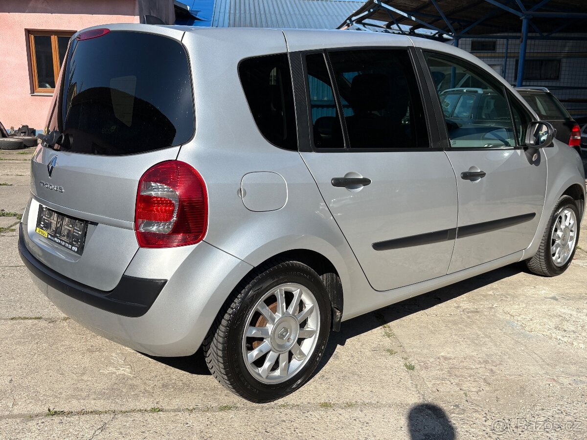Renault MODUS 1.2i , 2009 , 130 tis/km - 2