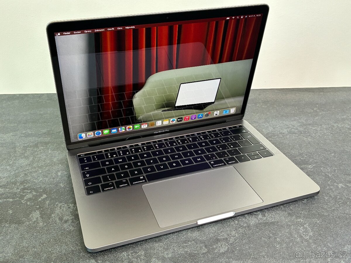 MacBook Pro 13'' 2017 / i5 / 8GB / 256GB SSD - DPH - 2