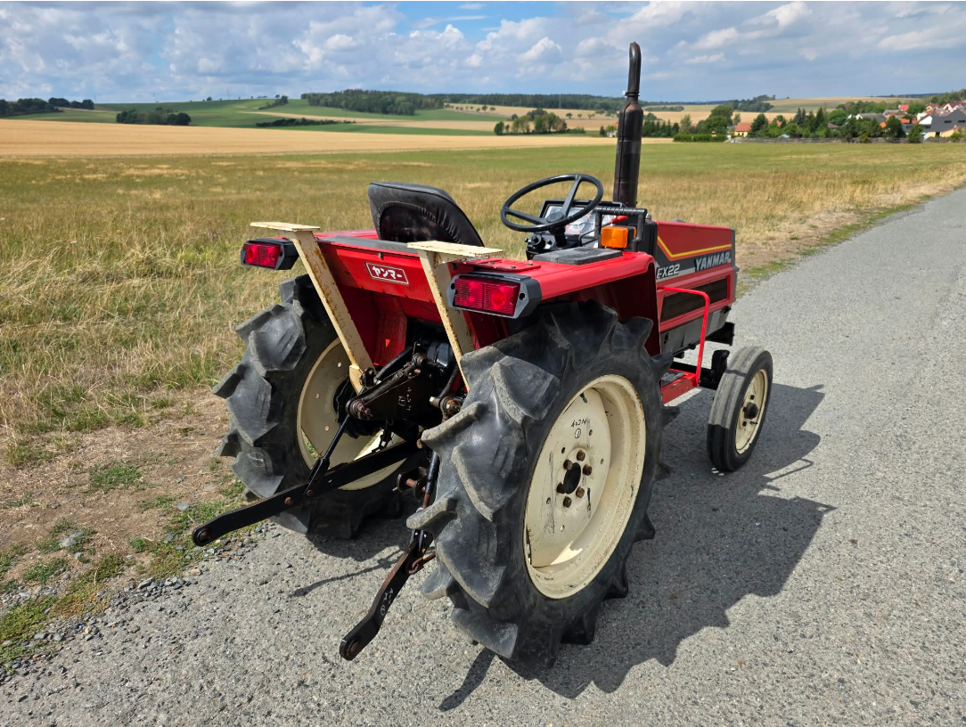 JAPONSKÝ MALOTRAKTOR YANMAR FX22S - 2