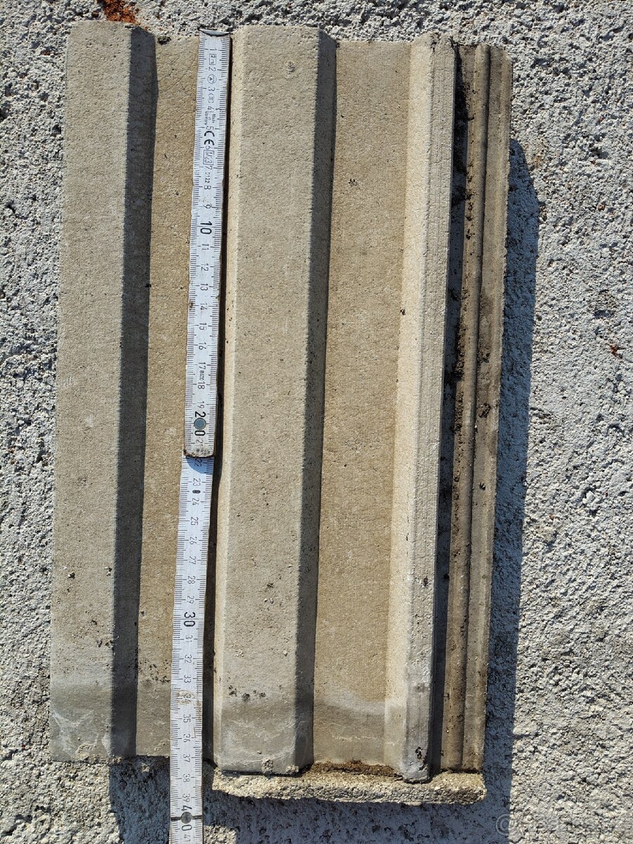 Betonové tašky zdarma za odvoz - 2