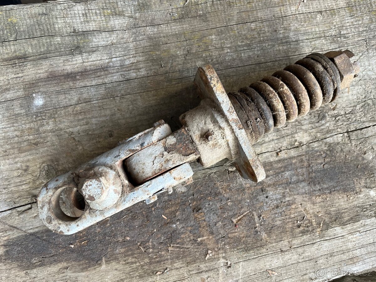 Prodám závěs na traktor (Zetor?) - 2