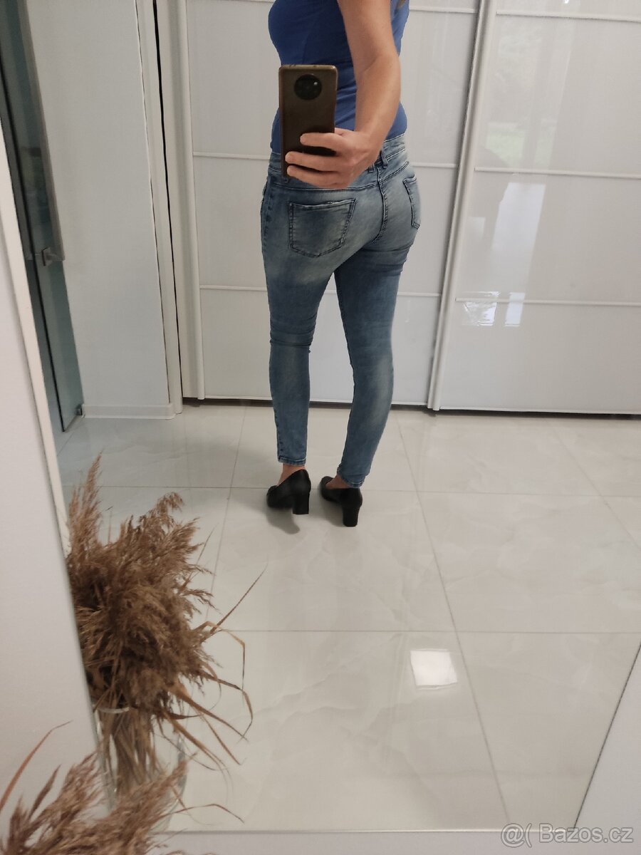 Dámské džíny vel. 40 - 2