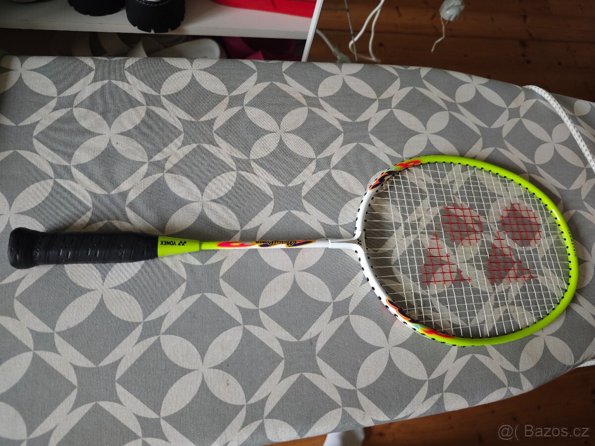 Badmintonová raketa dětská Yonex - 2