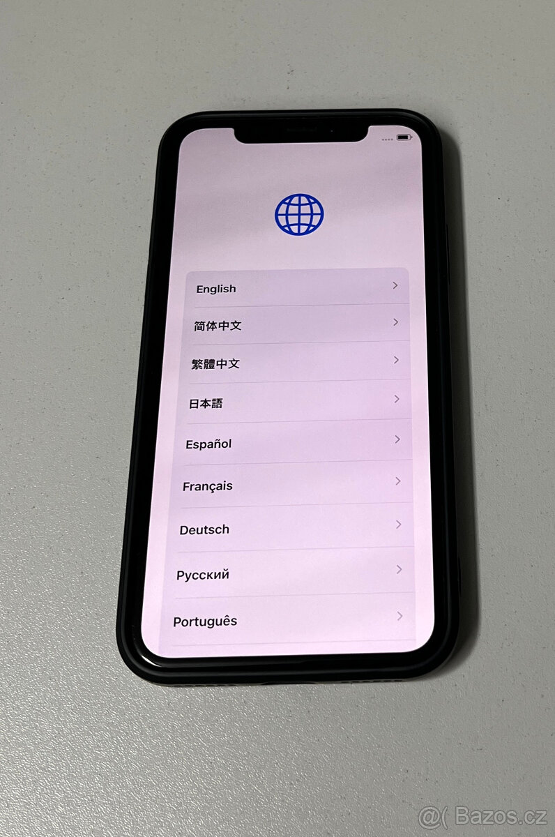 Apple iPhone X 64GB černý - 2