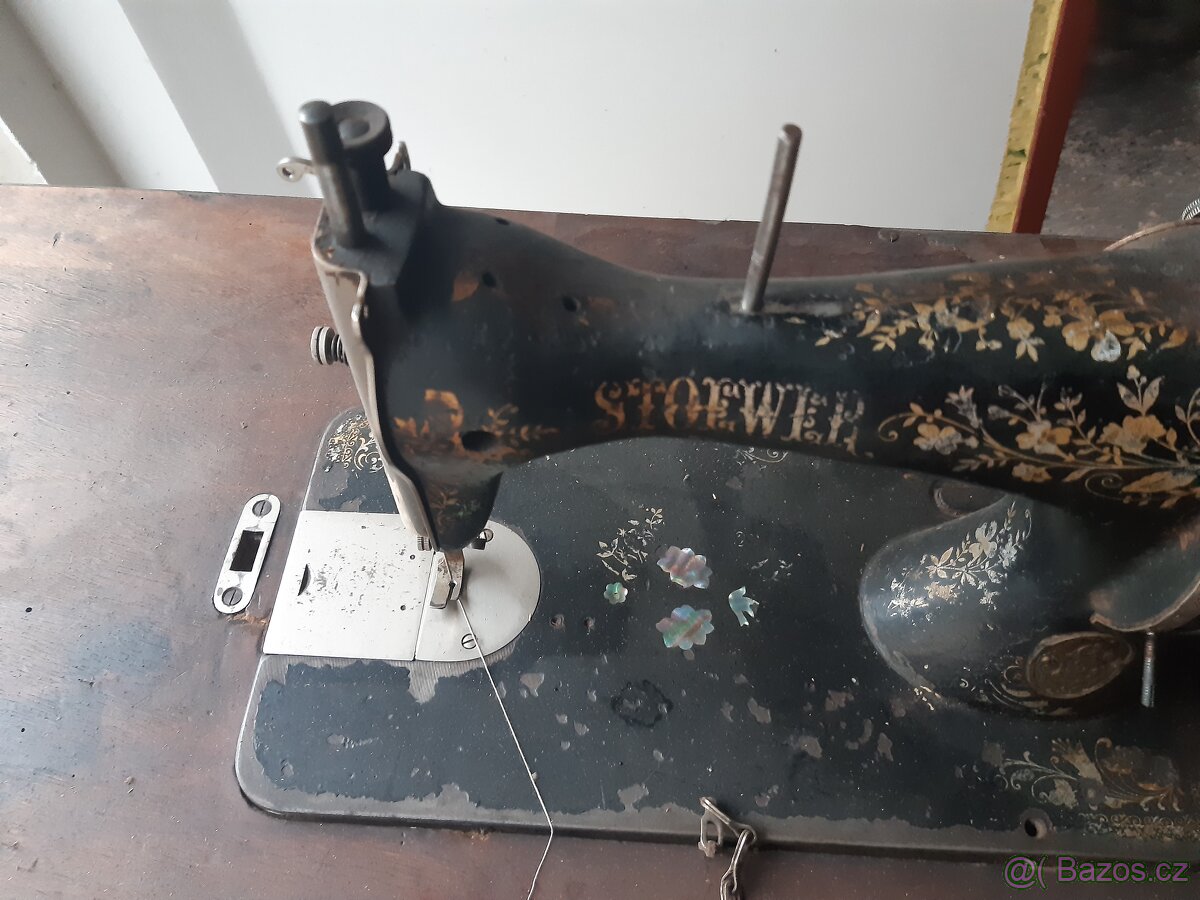 Šicí stroj - 2