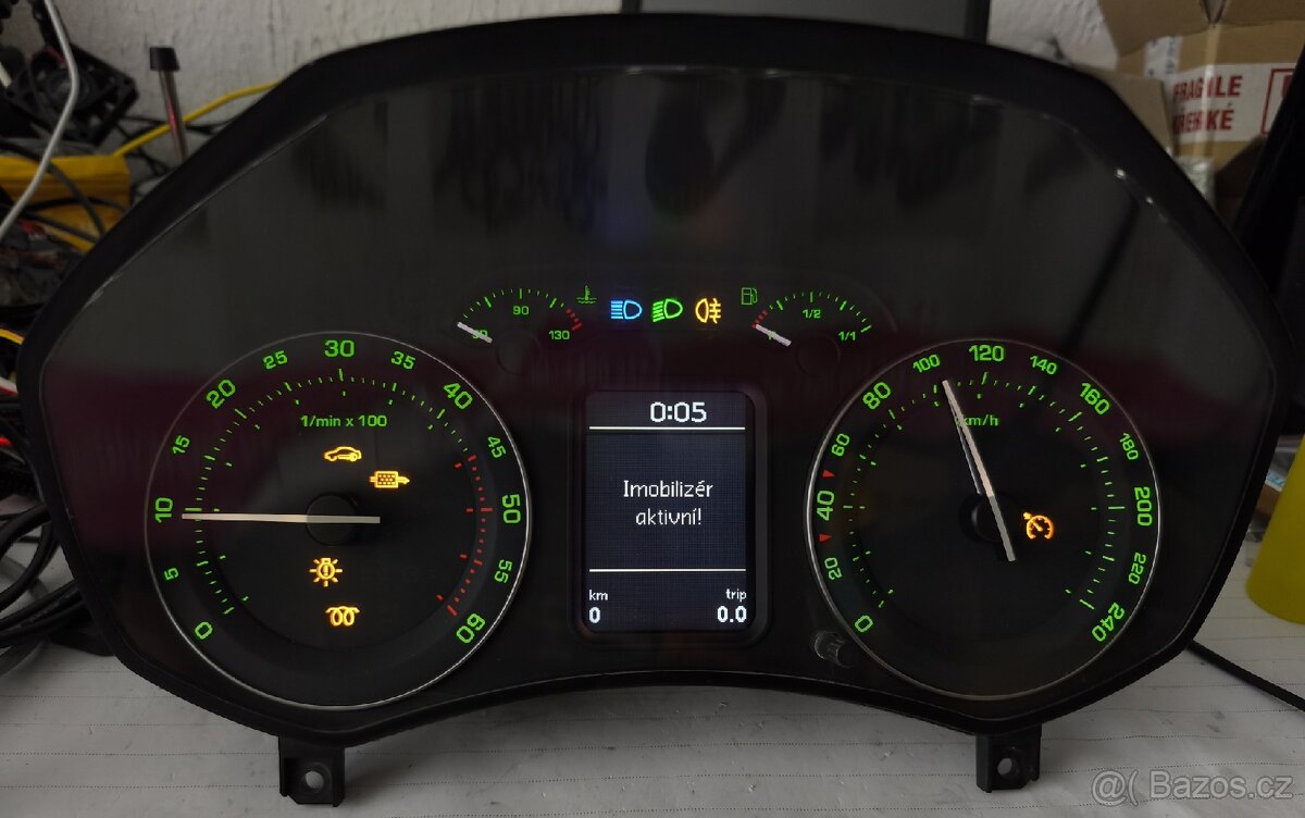 Budíky Octavia 2 nafta Maxidot 1Z0920842D předface - 2