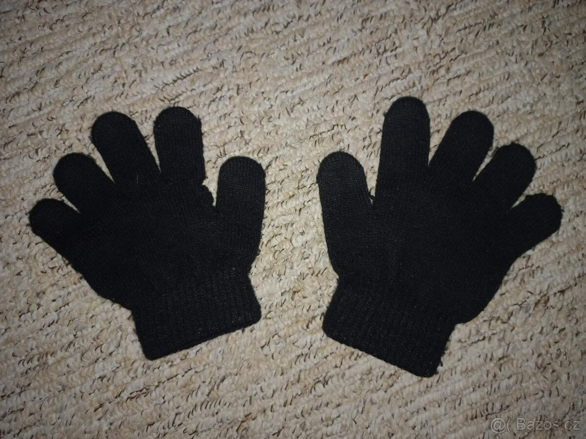 Mix ponožky, čepice, šály, rukavice (více ponožek další foto - 2