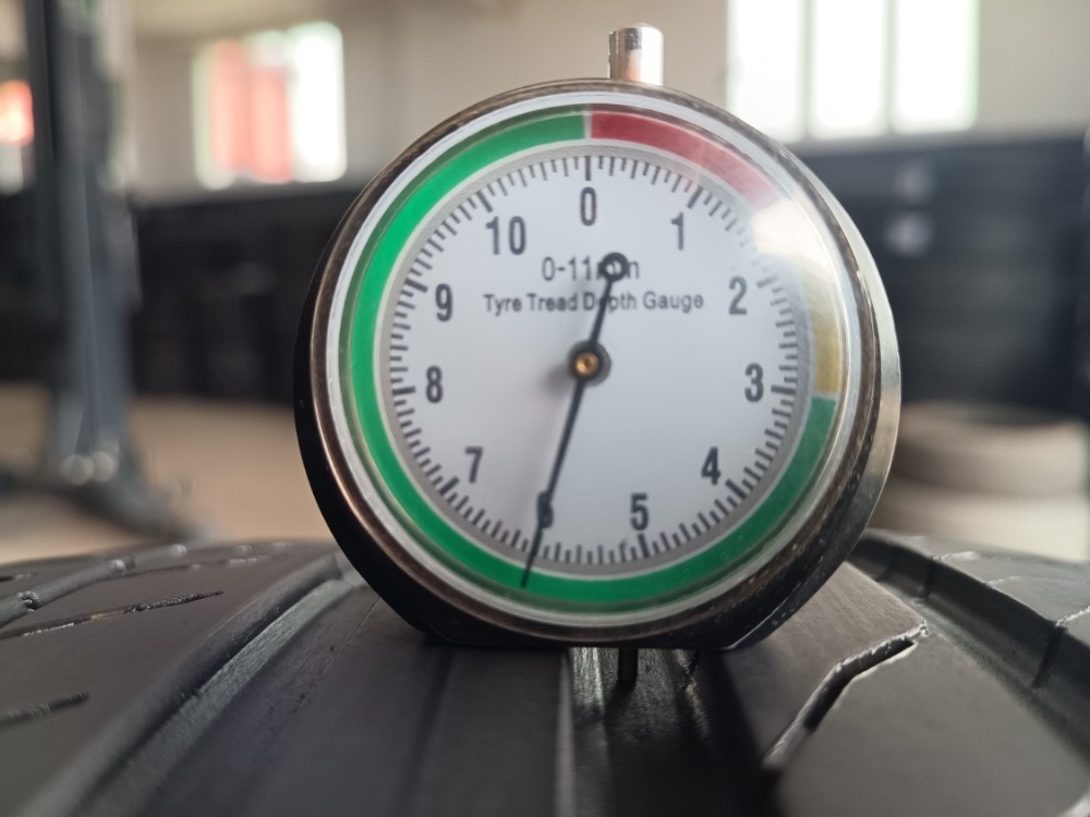 215/40 R18 CONTINENTAL (2824) - 2