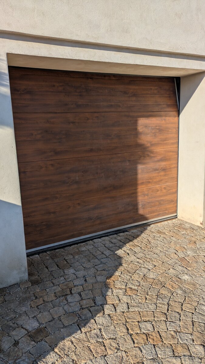 Prodám garážová vrata - 2