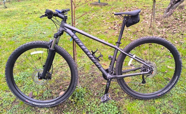 Prodám horské specialized rockhopper - 2