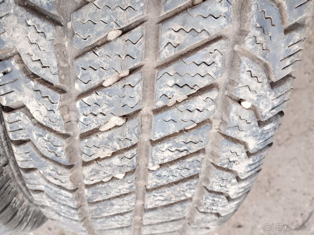 215/70/15c 109/107r Barum - zimní pneu 2ks dodávkové - 2
