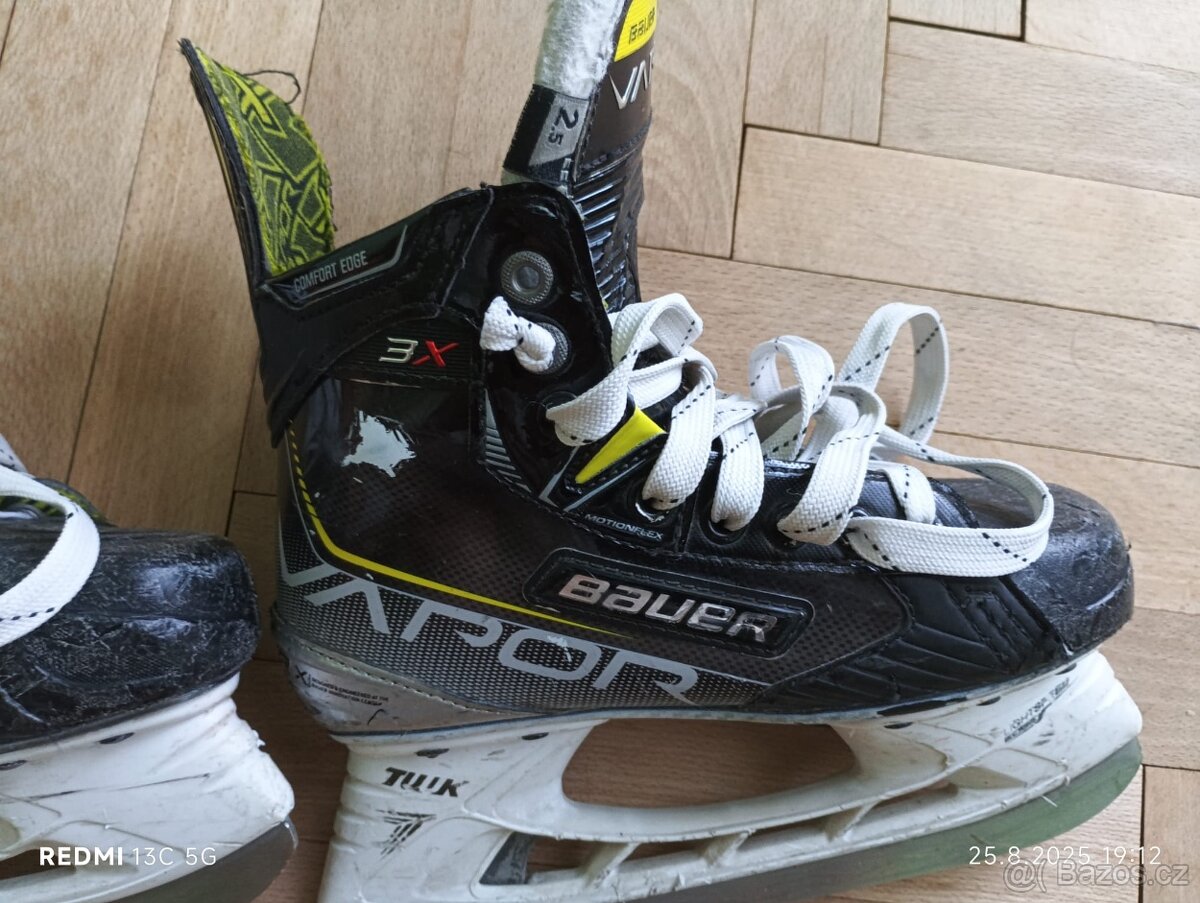 Dětská hokejová výstroj - 2