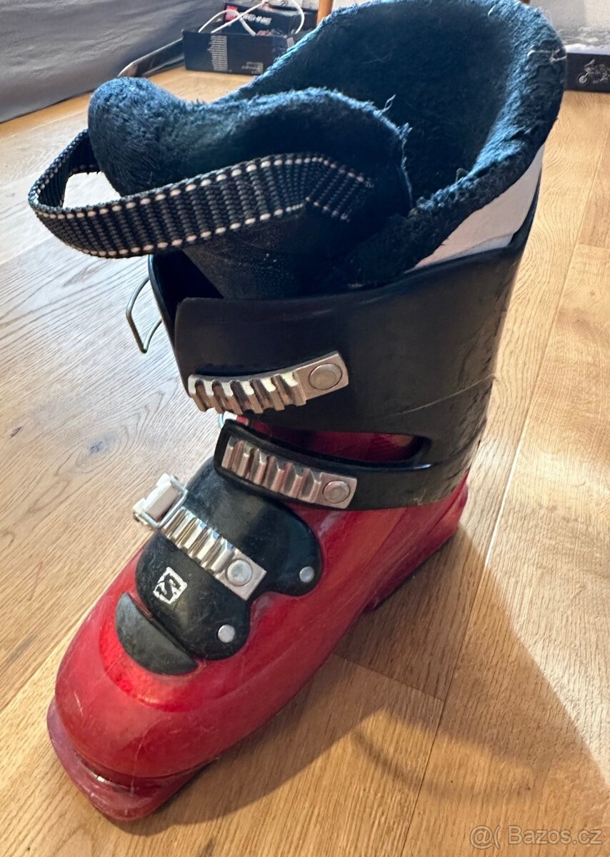Dětské lyžařské boty - přeskáče - vel. 23,5 a 25 - 2