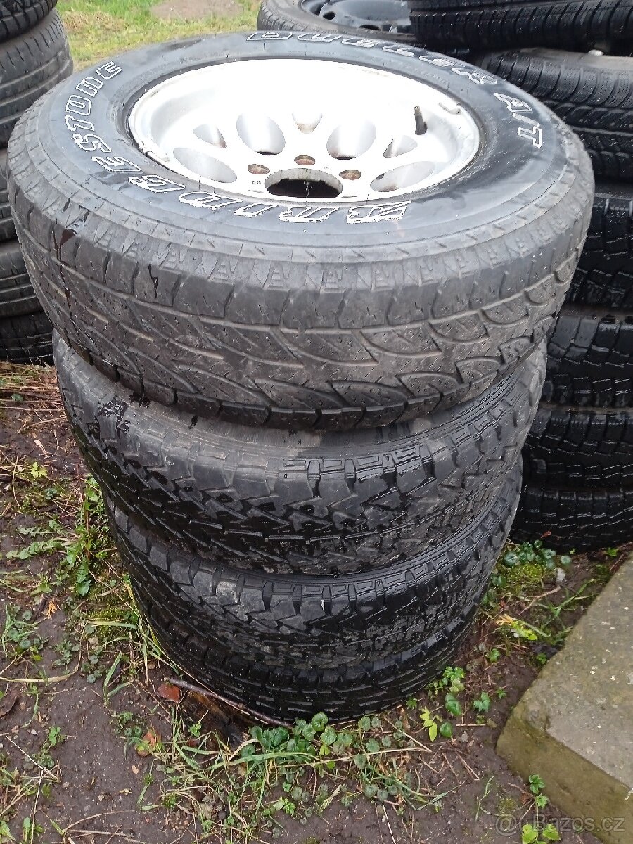 Kola na Jeep 15 6x140, pneu 225/75 r15 - 2