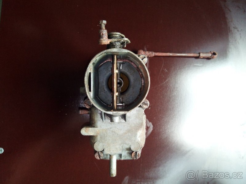 Wartburk karburátor - 2