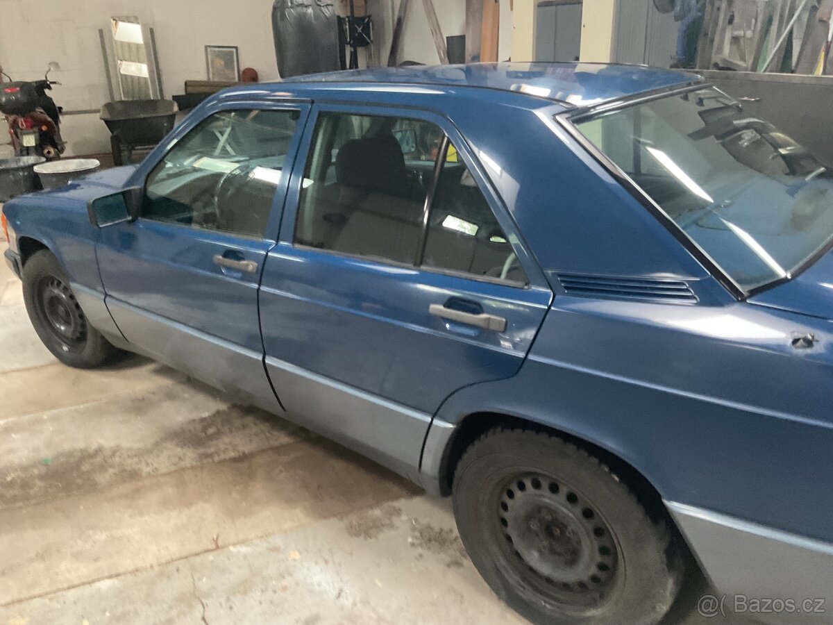 Mercedes Benz 190 E 2.0 - 2