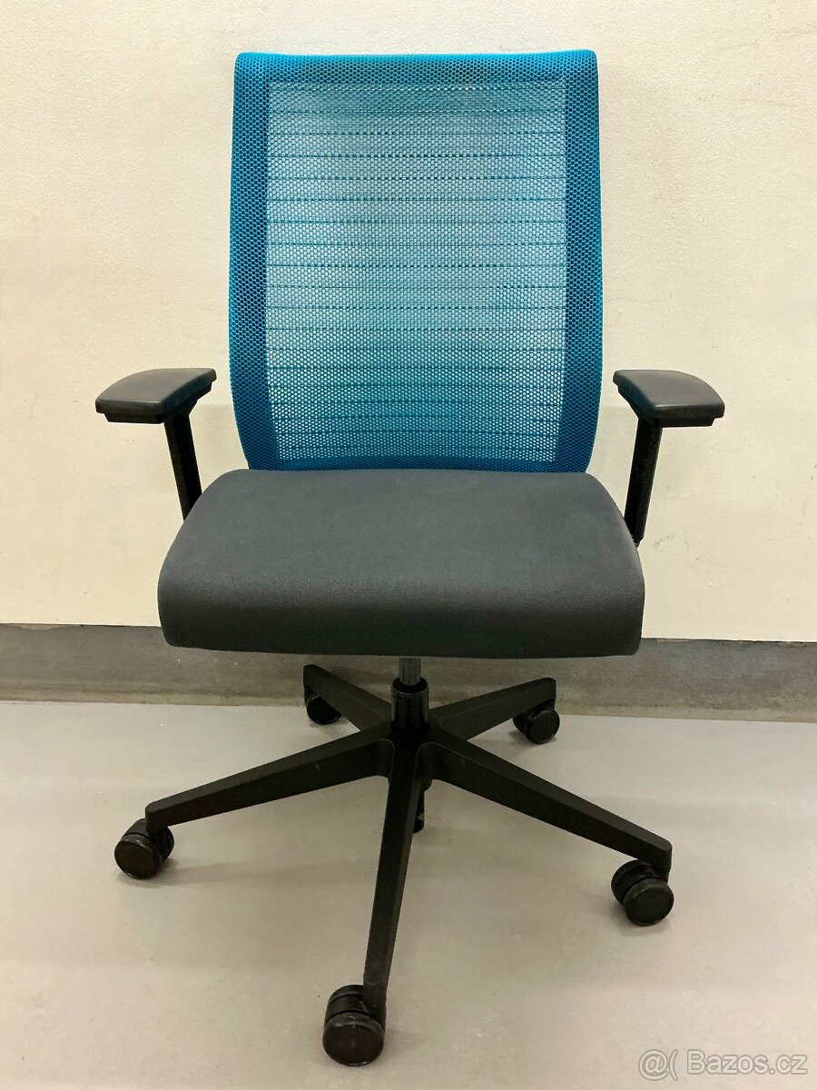 Kancelářská židle - Steelcase Think - 2