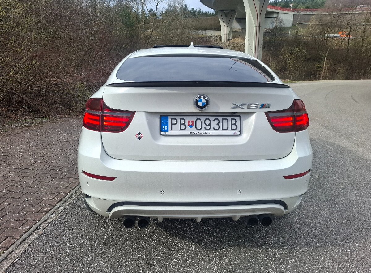 BMW X6M V8 - 2