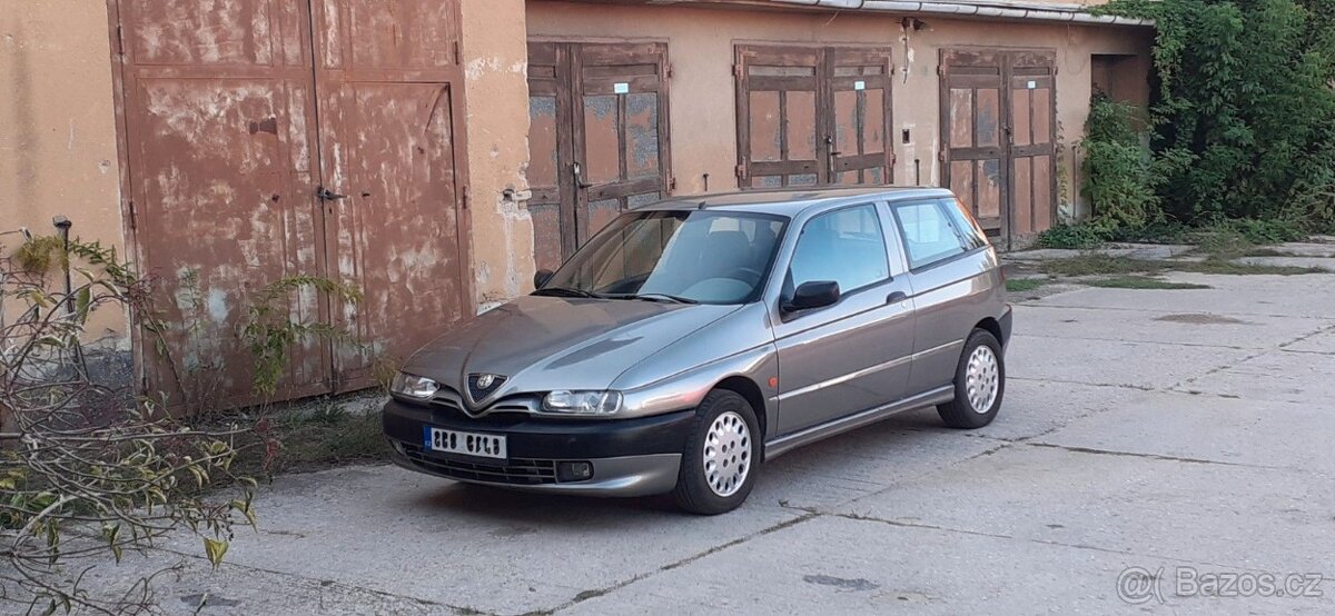 Alfa Romeo 145 1.7 16V Boxer - 2