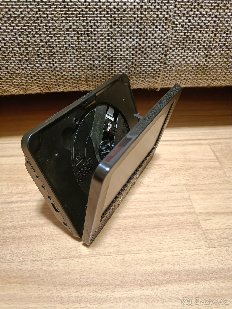 DVD do auta pro děti – 2 monitory LENCO TOP STAV - 2