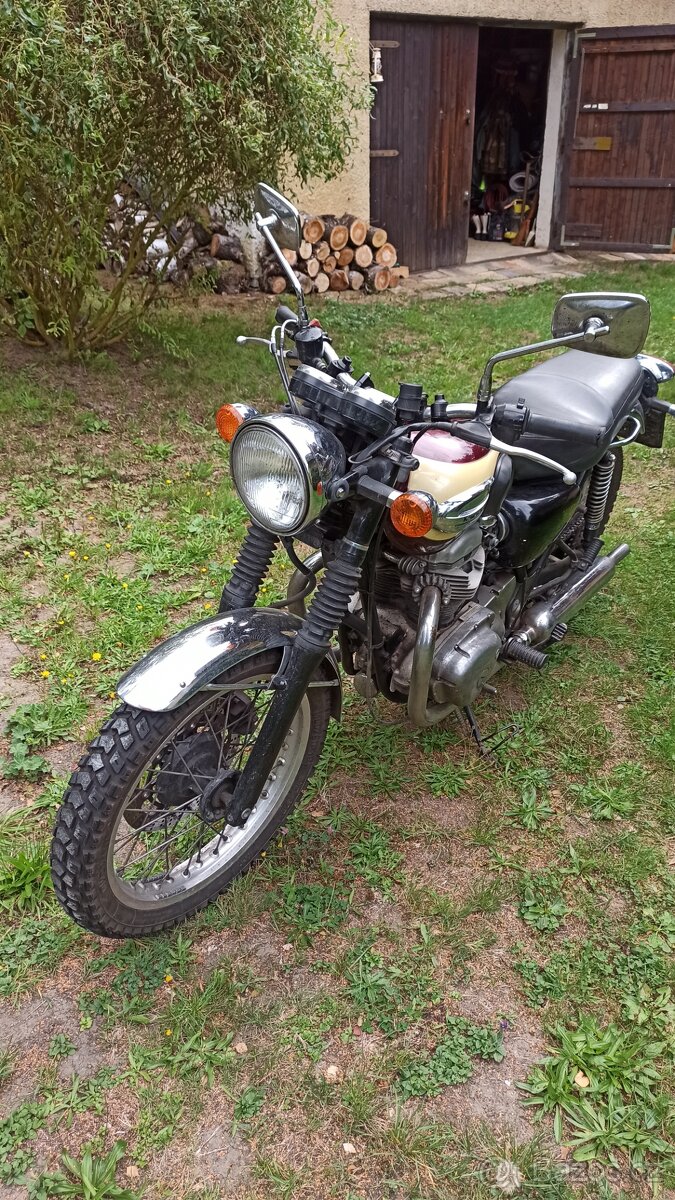 Kawasaki W650 - 2