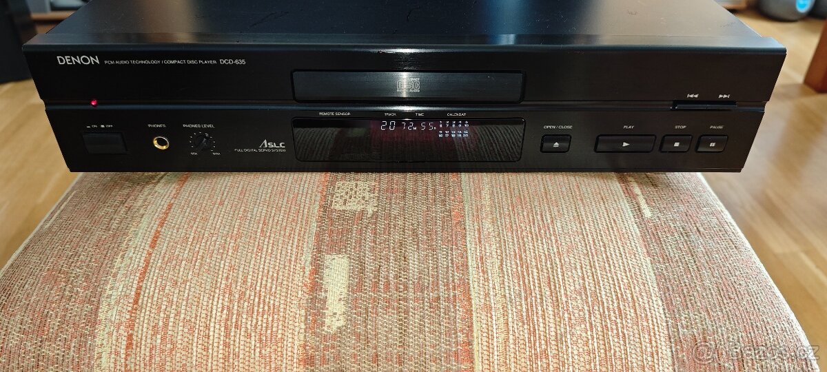 CD přehrávač Denon DCD-635 s DO, černý - 2