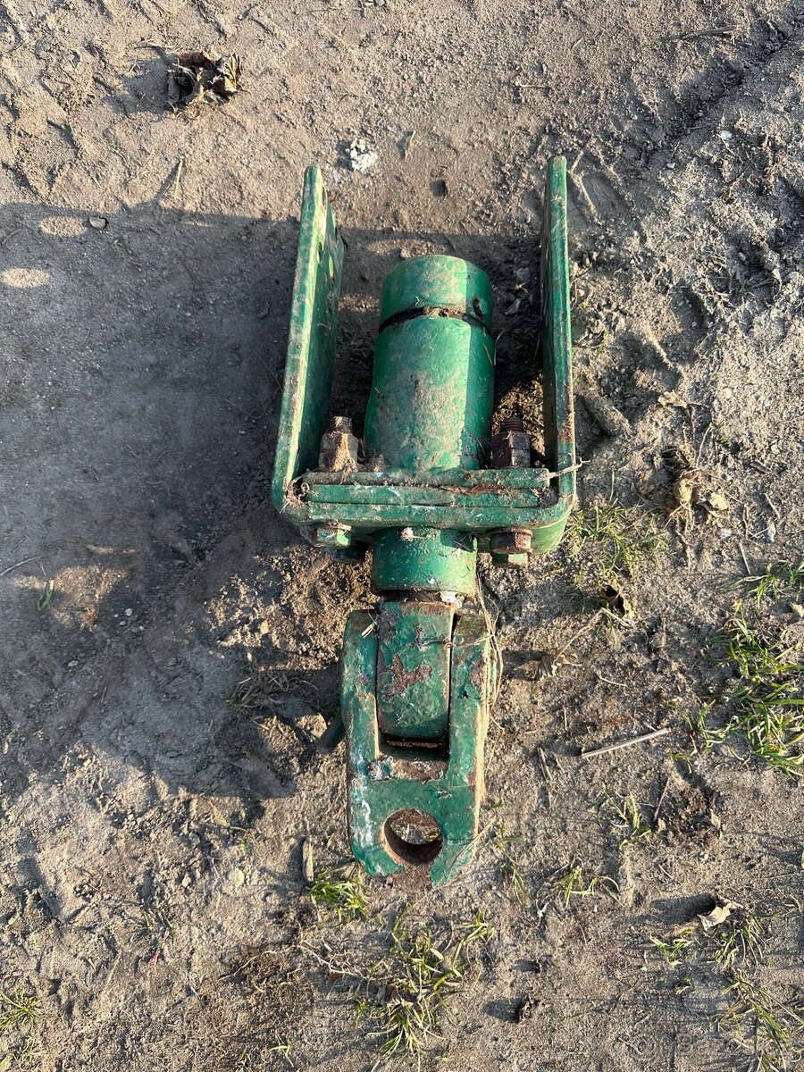Závěs - 2