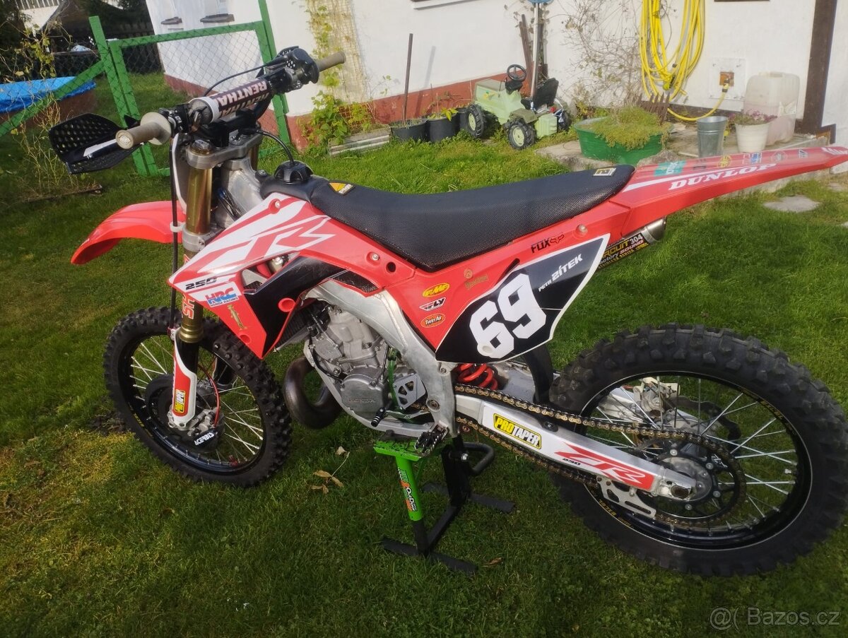 Honda cr250r