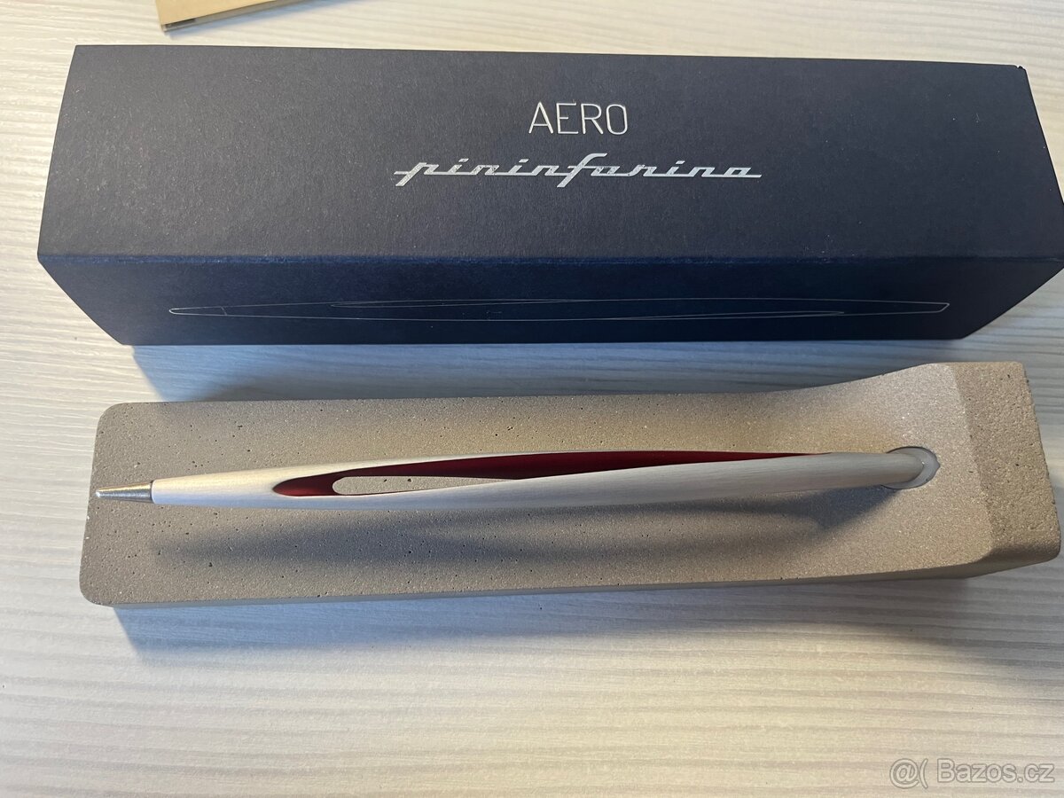 Pininfarina nekonečné pero - 2