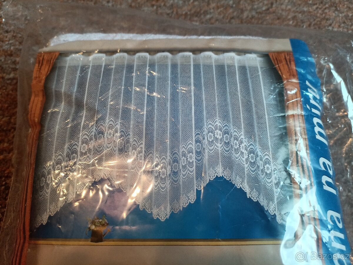 Záclona Lisa š.410 x v.160 - nová 2kusy české výro - 2