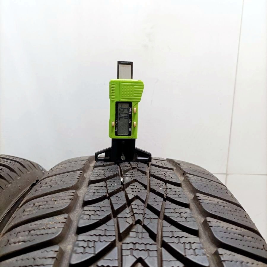 18" PNEU – 215/55/R18 – ZIMNÍ - DUNLOP - 90% a 80% vzorek - 2