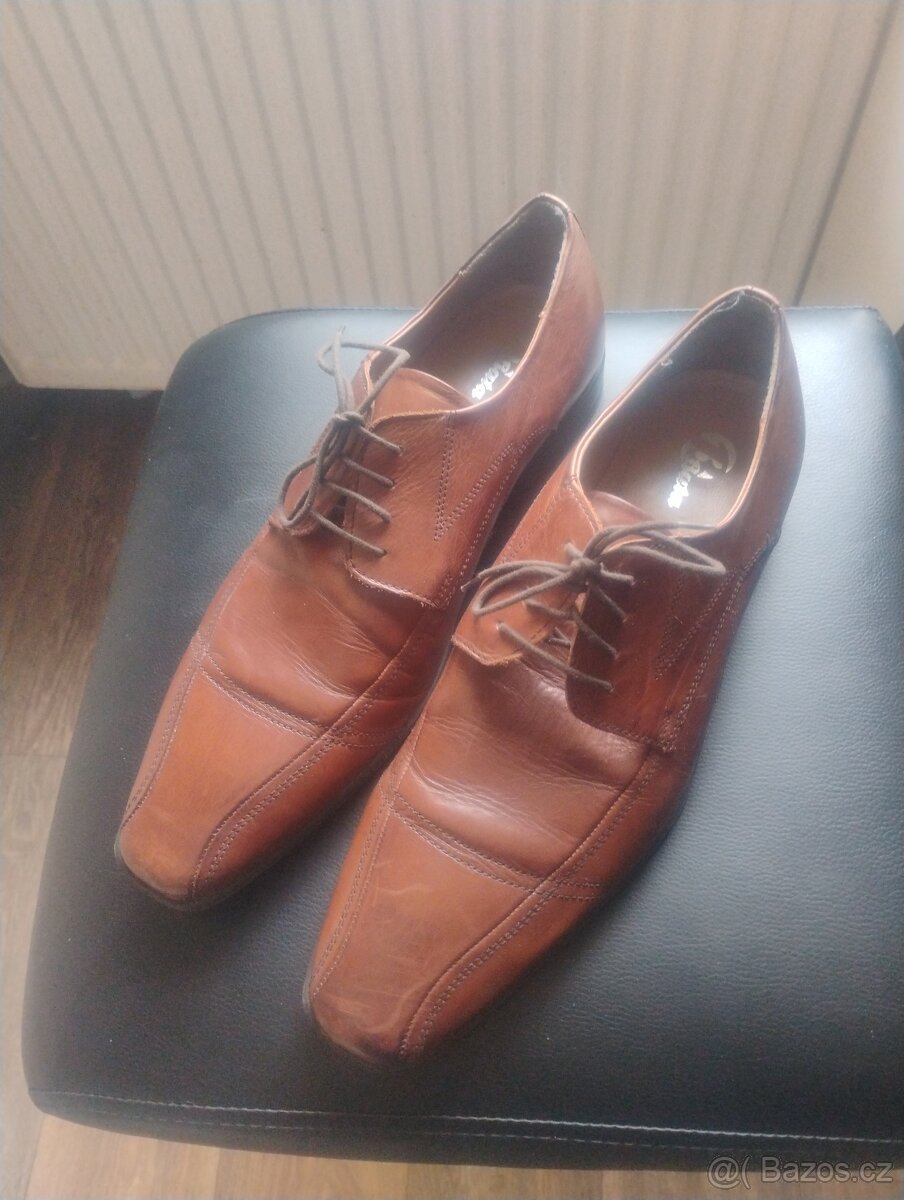 Prodám Baťa pánskou obuv vel.45 - 2