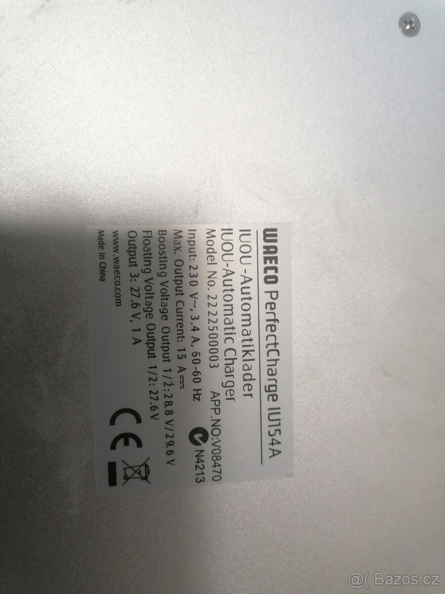 Nabíječka do karavanu, lodě atd. Waeco 24V,15 A - 2