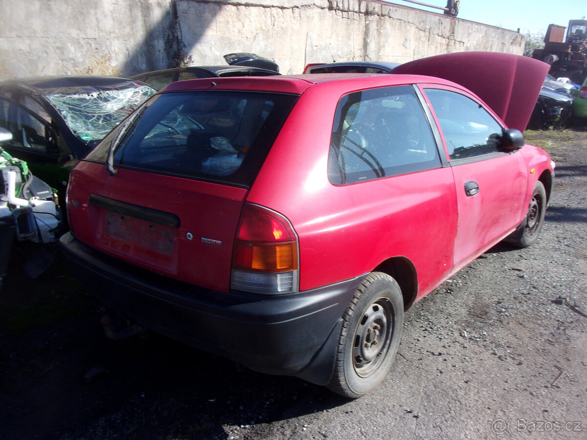 Mazda 323 BA P - 2