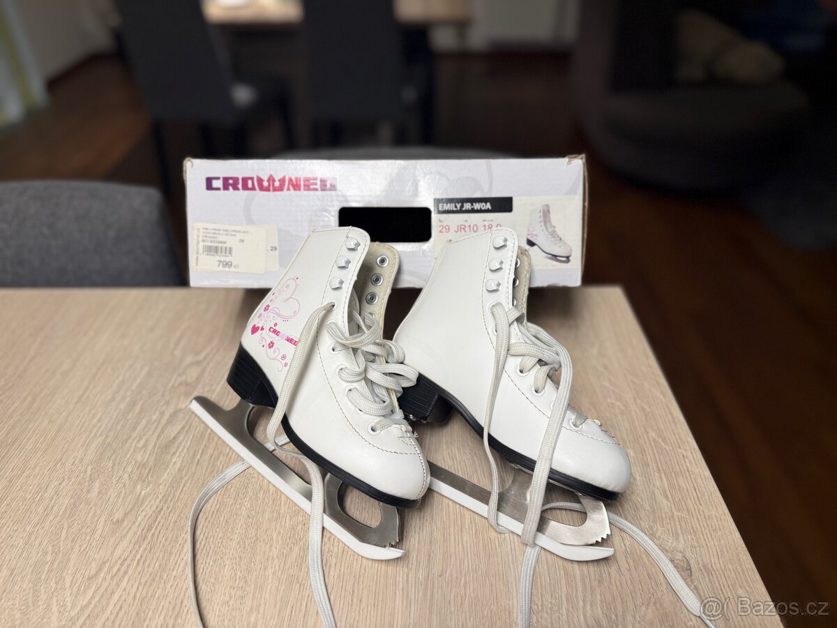 Dívčí brusle na led - 2
