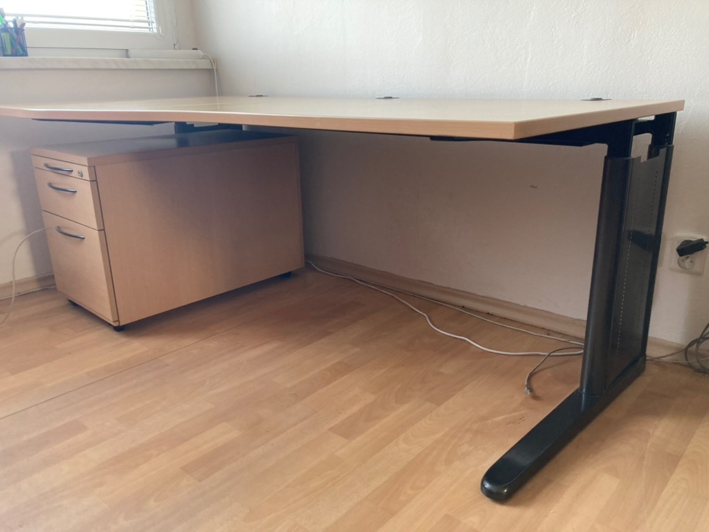 Psací stůl - 2