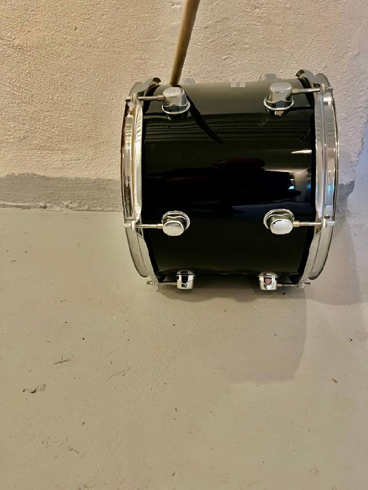 Buben na fandění. - 2